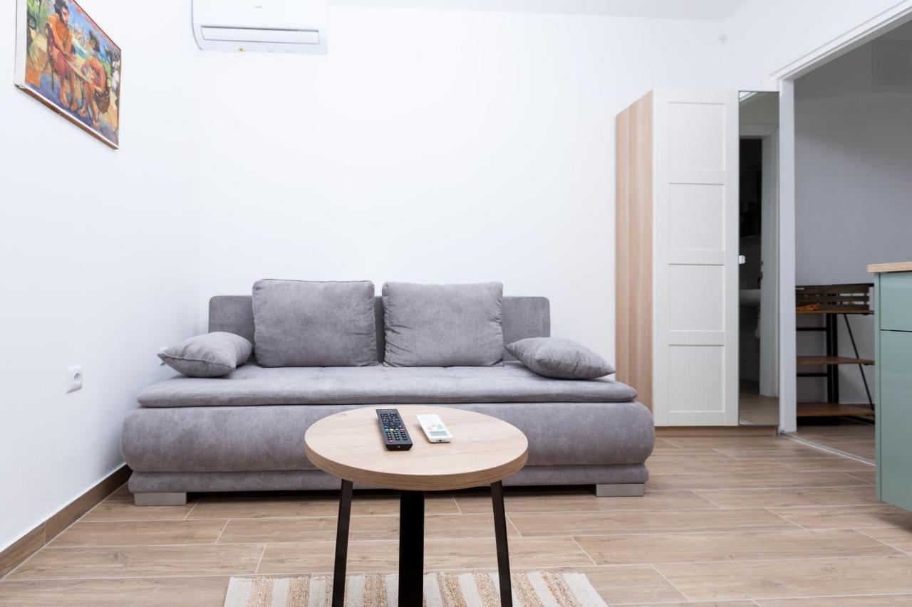 Luka Central Studio Zadar Extérieur photo